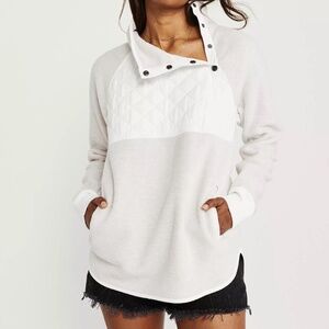 Abercrombie | S | Snap Fleece Quilted Sweater